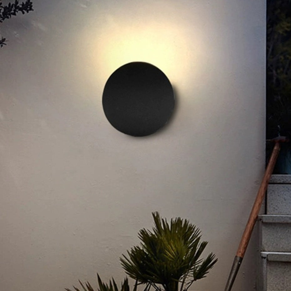 AluDisc | Minimalistische LED-Wandleuchte aus Aluminium