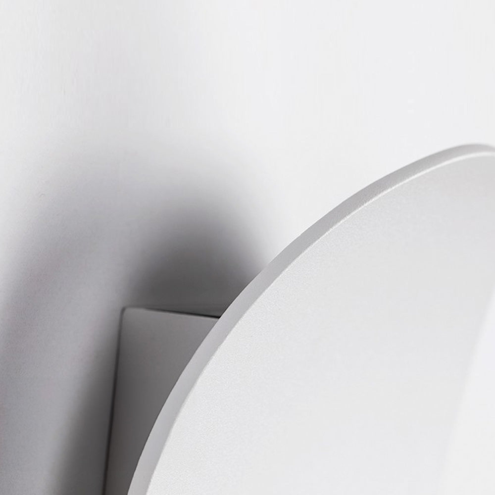 AluDisc | Minimalistische LED-Wandleuchte aus Aluminium
