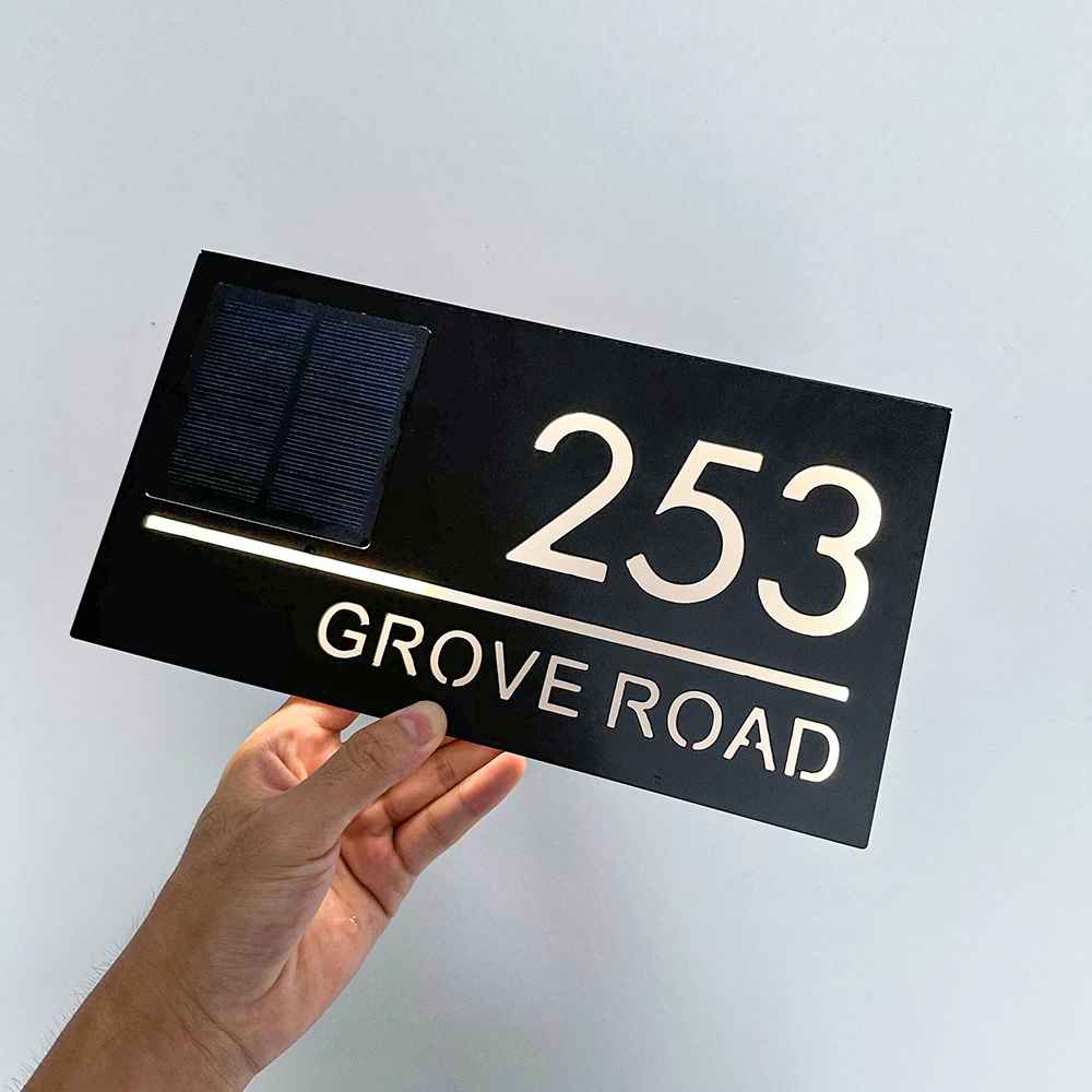 Lumino | Solar Hausnummernschild