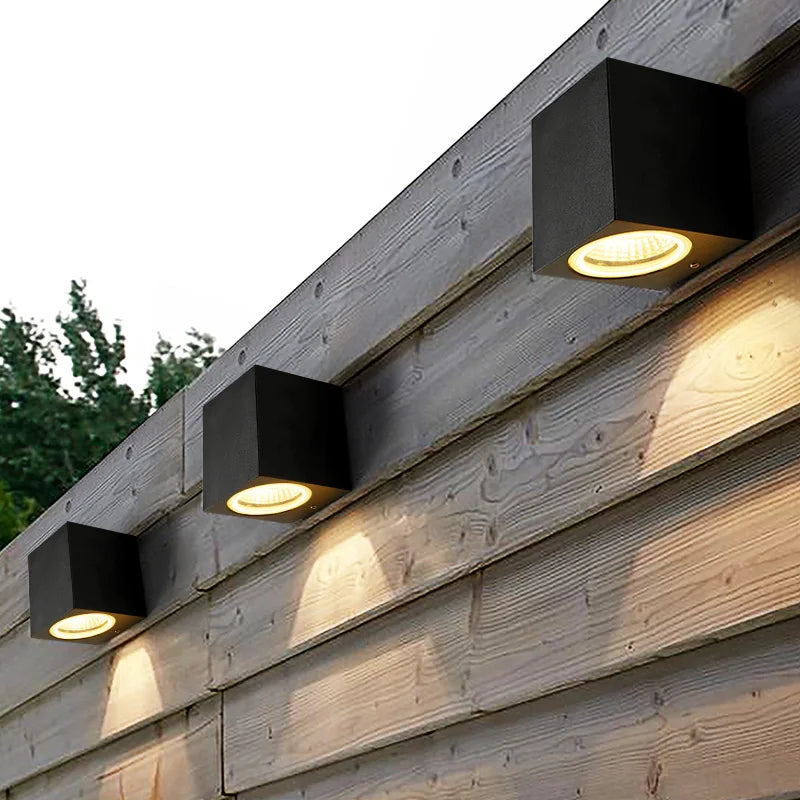 LumoWall | LED-Wandleuchte für Garten und Terrasse