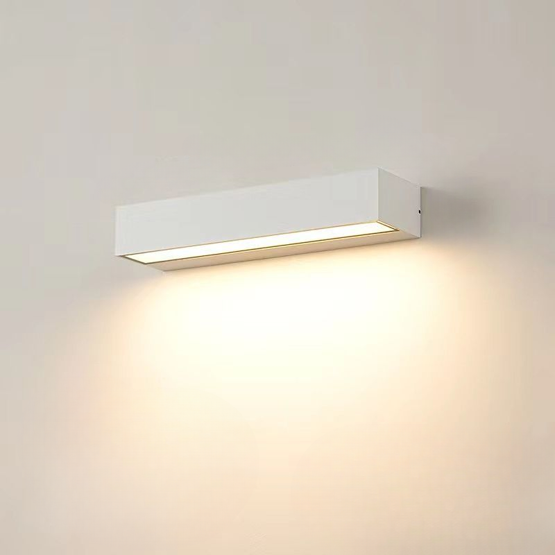 LinoLume | Schlanke LED-Wandleuchte für Bad & Wohnraum