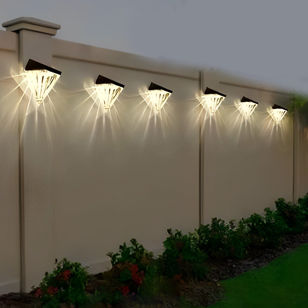 PrismLux | Geometrische Solar-Wandleuchte