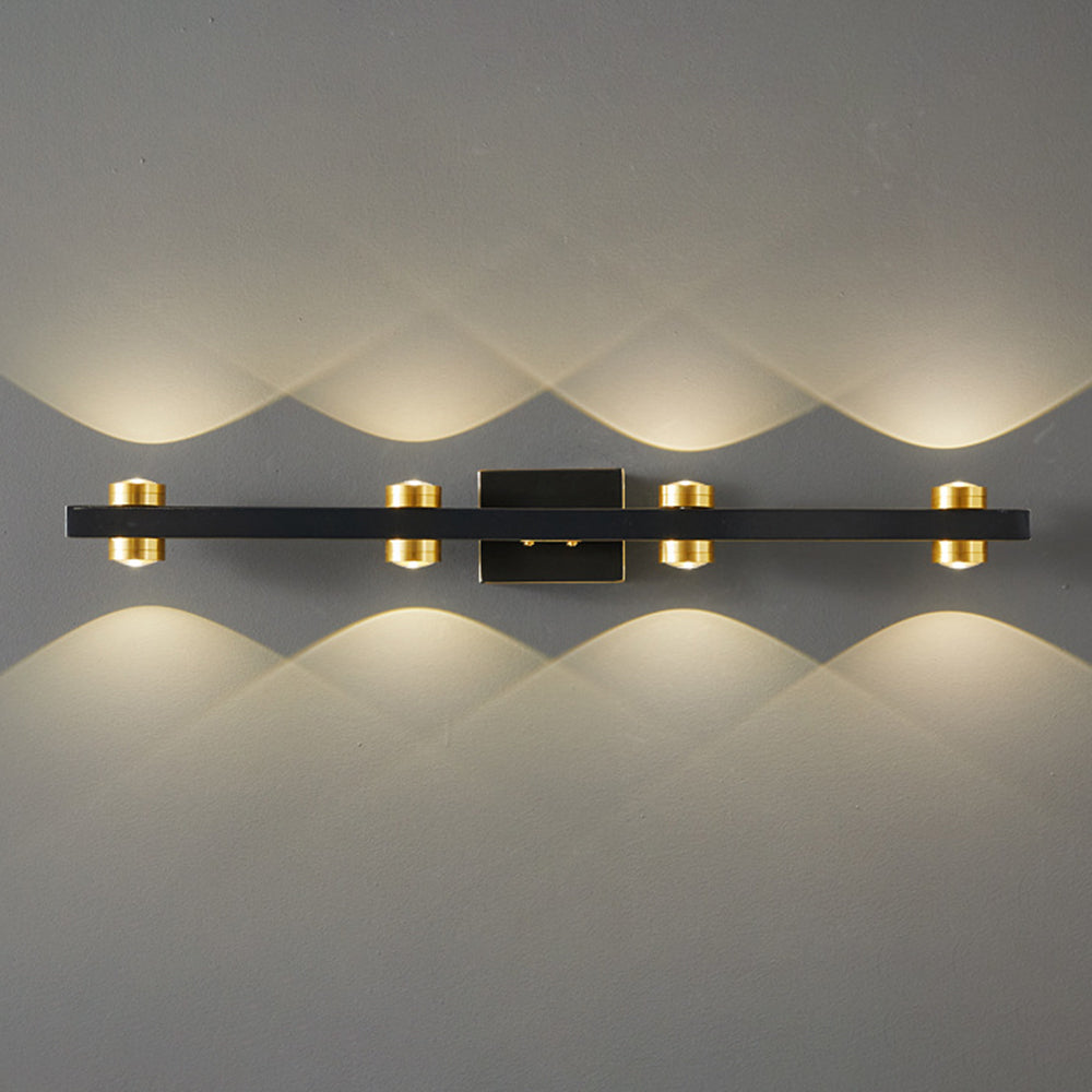 Arcolo | Elegante LED-Wandleuchte mit mehreren Lichtköpfen