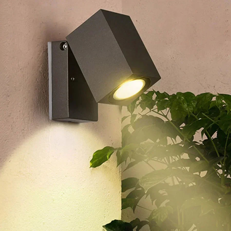 LumaWall | LED-Außenwandleuchte mit Wetterschutz