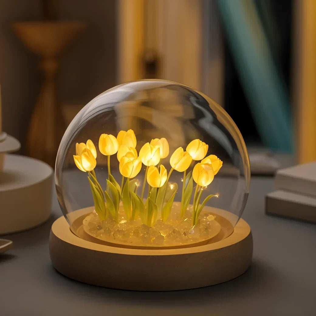 FloraDome | LED-Kuppellampe mit Tulpen-Design