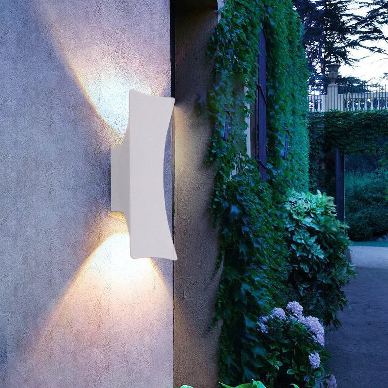 UrbanBeam | LED Wandleuchte mit Up & Down Effekt