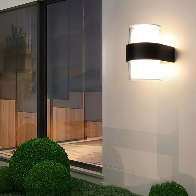 ArcaLuma | Wasserdichte LED-Außenwandleuchte
