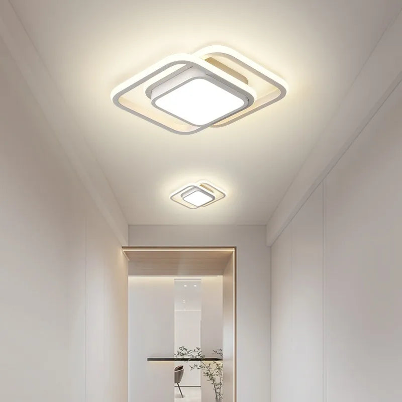 IsaraNova | Platzsparende LED-Deckenleuchte