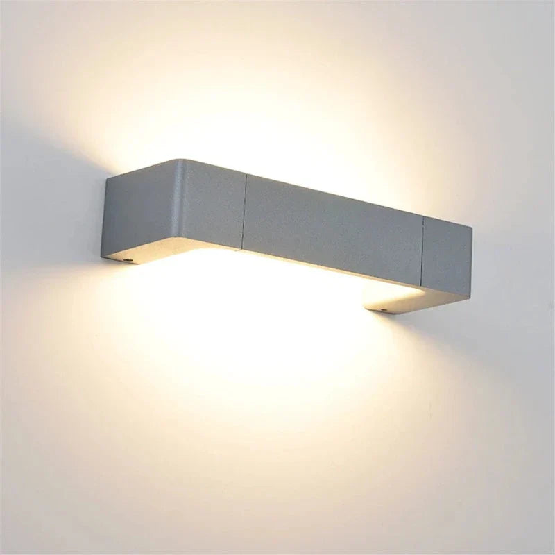 AquaLuma | Wasserdichte LED-Wandleuchte für Außenbereiche