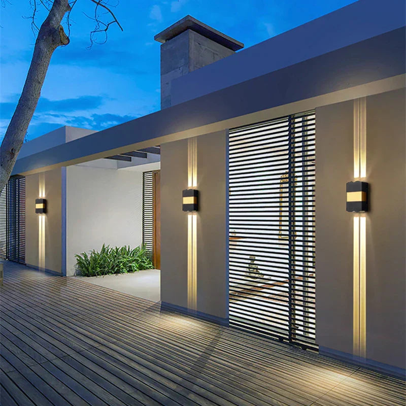 AquaWall | Wasserdichte LED-Außenwandleuchte