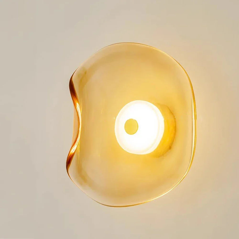 UmbraLume | LED-Wandleuchte im eleganten Glasdesign