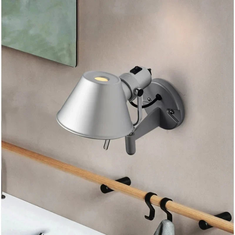 RockGlow | Industrielle LED-Wandleuchte mit Schwenkarm
