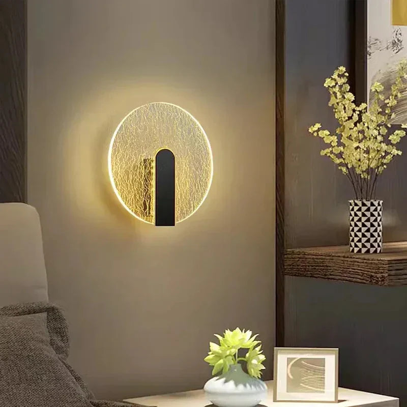 AcryGlow | LED-Wandleuchte im modernen Acryl-Design