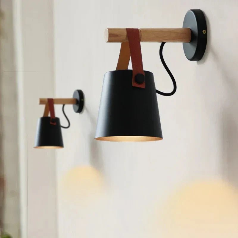 HaloTide | LED-Wandleuchte mit Holz & Leder