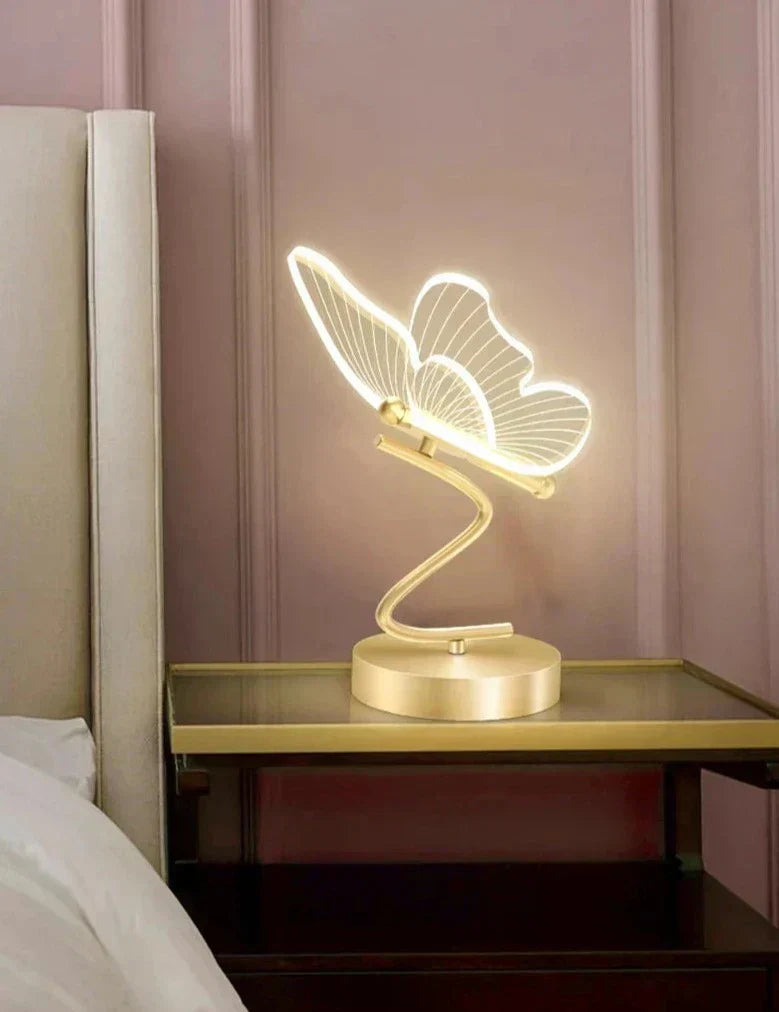 ButterflyLux | Elegante LED-Tischleuchte im Schmetterlingsdesign