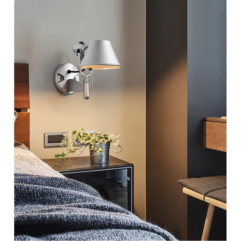 RockGlow | Industrielle LED-Wandleuchte mit Schwenkarm