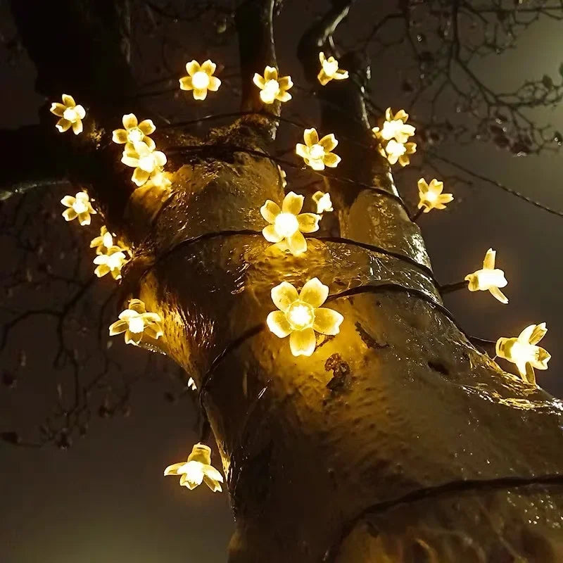 SolarBlüte | Solar-Gartenblume mit LED-Lichterkette