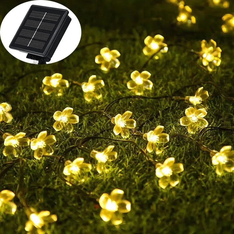 SolarBlüte | Solar-Gartenblume mit LED-Lichterkette