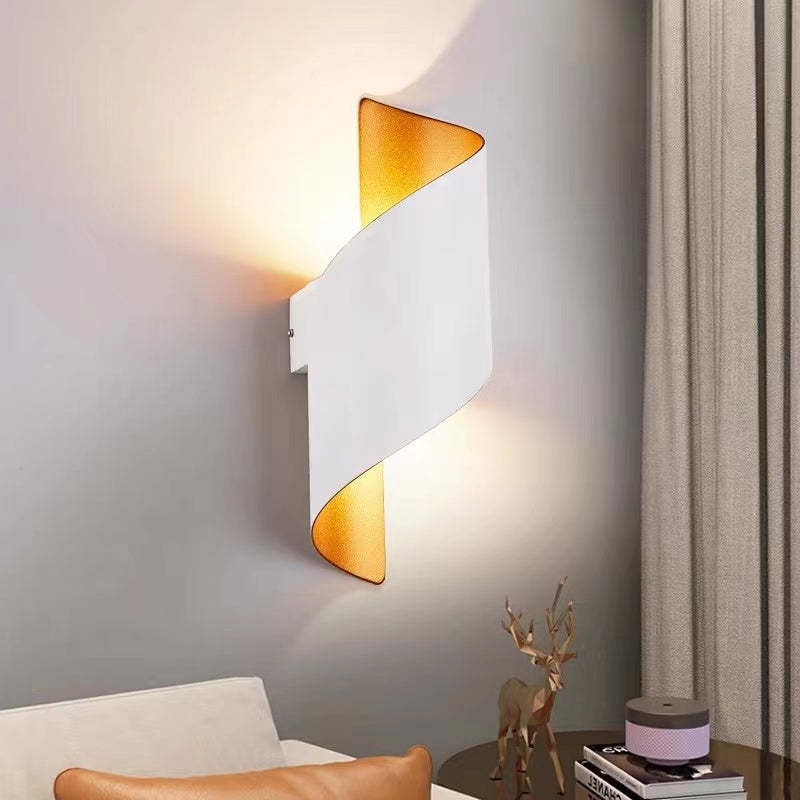 SpiraLux | LED-Wandleuchte im Spiraldesign